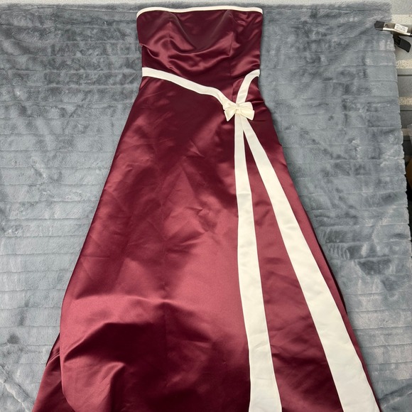 Jessica Mcclintock For Gunne Sax Dresses & Skirts - Jessica McClintock Gunne Sax Gown Women 5 Burgundy Satin Strapless Bow Dress